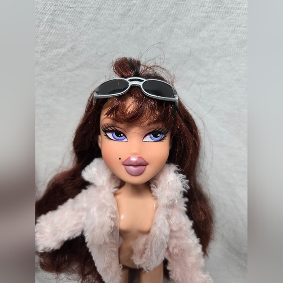 Bratz Twins Twiins Phoebe and Roxxi 2004 1st Edition- Read Description - Picture 12 of 16